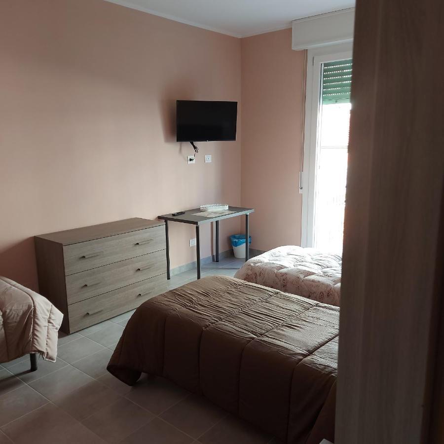 Room&Breakfast Santa Maria Reggio Emilia Bagian luar foto