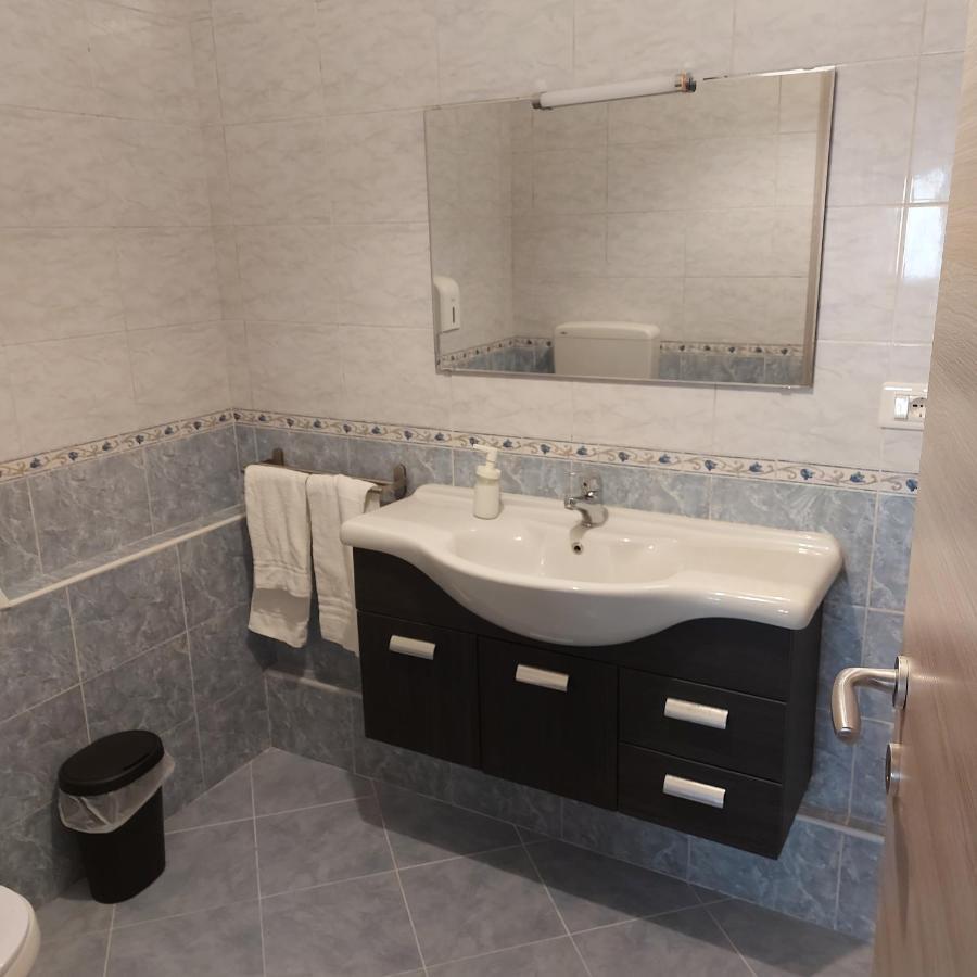 Room&Breakfast Santa Maria Reggio Emilia Bagian luar foto