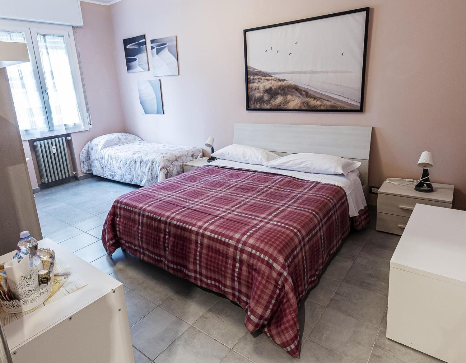 Room&Breakfast Santa Maria Reggio Emilia Bagian luar foto