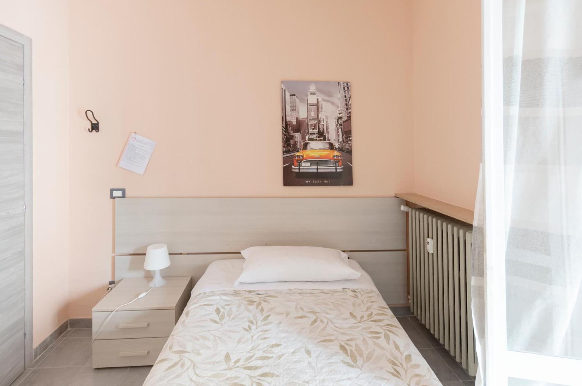 Room&Breakfast Santa Maria Reggio Emilia Bagian luar foto